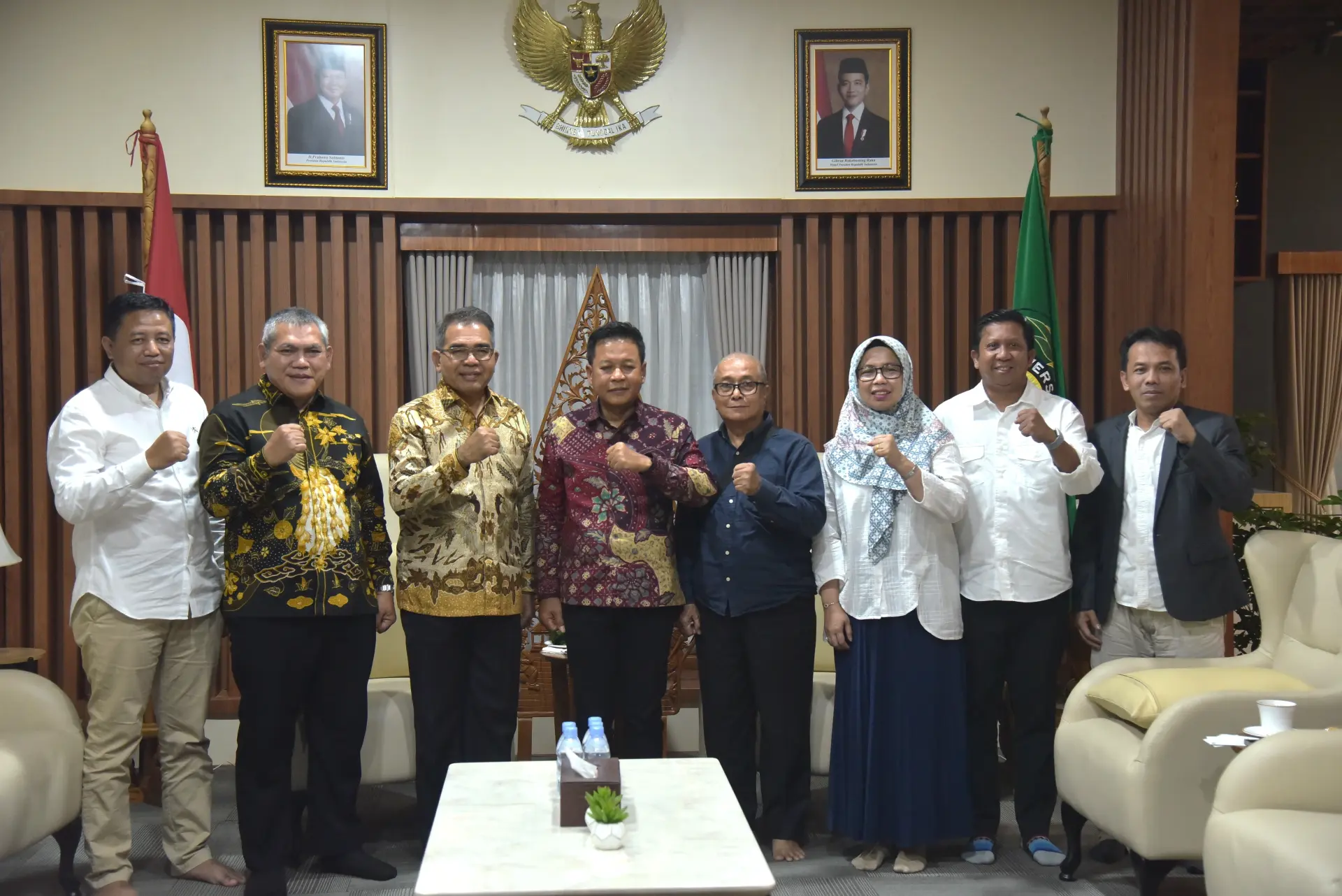 Rektor USU Terima Audiensi Pengurus IKA USU Riau, Perkuat Kolaborasi untuk Kemajuan Alumni